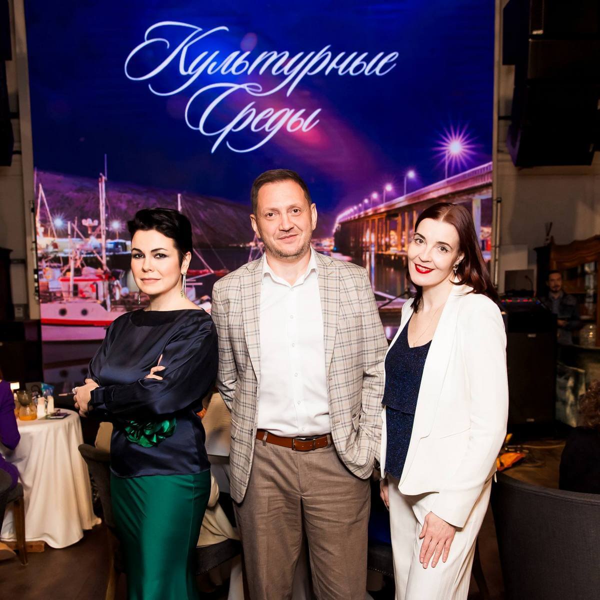 Культурные среды. Владлен Золотарев (ABIPA) с Амарией и Марией Тарасевич